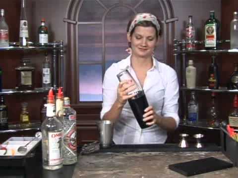 How to Make the Ulanda Cocktail Mixed Drink