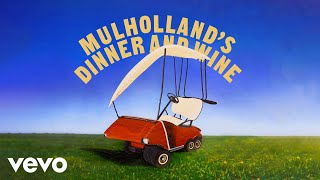 Musik-Video-Miniaturansicht zu Mulholland's Dinner and Wine Songtext von Declan McKenna