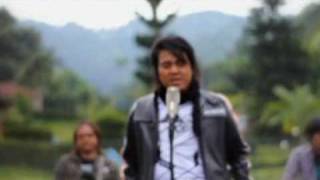 Download lagu ZAHIRA BAND - CUKUP SATU KALI (video music).mpg mp3 Download lagu ZAHIRA BAND - CUKUP SATU KALI (video music).mpg mp3