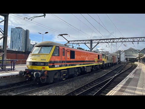 Freightliner 90016 + 90049 pass Manchester Piccadilly working 4L90 - 3/11/23