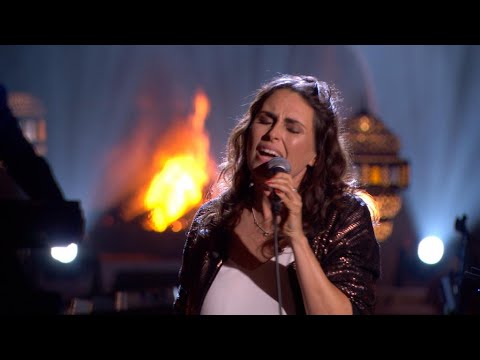 Turn Your Love Around - Sharon den Adel