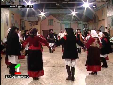Carlo Boeddu    Gruppo Folk  Ortobene di Nuoro         ballu  tundu
