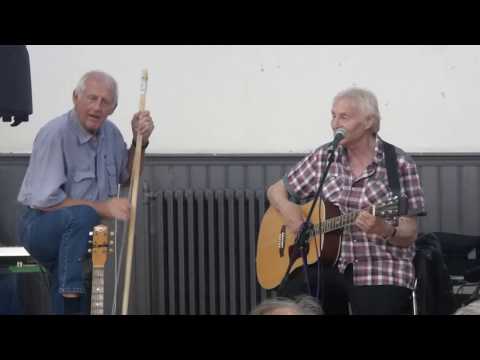 The Quarrymen with 1956 member Bill Smith at St Peter's Church, Liverpool in 2015