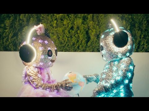 MINUNATII feat. DJ BumBA - PLANETA ALBASTRA (videoclip oficial)