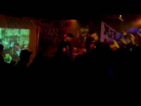 Colle Der Fomento live @ Cantiere (MI)  Prova Microfono versione inedita 23/12/2010