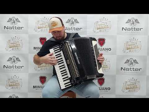 Castiglione 4/5 de voz oitavada e com duplo cassoto. Acordeons Natter