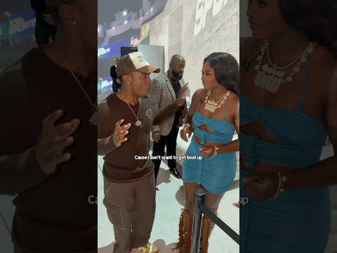 Claressa Shields, what’s your sign?🚶🏾‍♂️