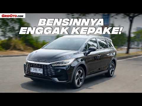 Solusi Irit Bensin New BYD M6 DM Review GridOto