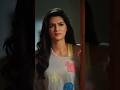 Varun Dhawan ADORABLY Gets SHY As Kriti Sanon Asks Him For A COFFEE Dilwale