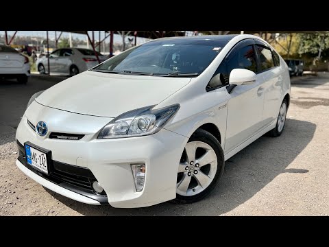 2015 Toyota Prius Hybrid G Touring Review - Interior, Exterior and Specs - Pearl White Colour
