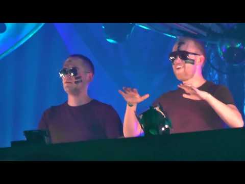 Da Tweekaz & Sephyx - This is special @ Qlimax 2017 | HQ + HD