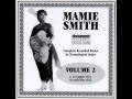 Mamie Smith - A wearin' away the blues