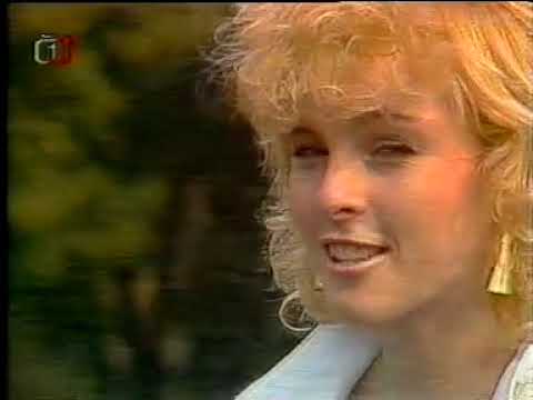 Iveta Bartošová - Málo mě zná