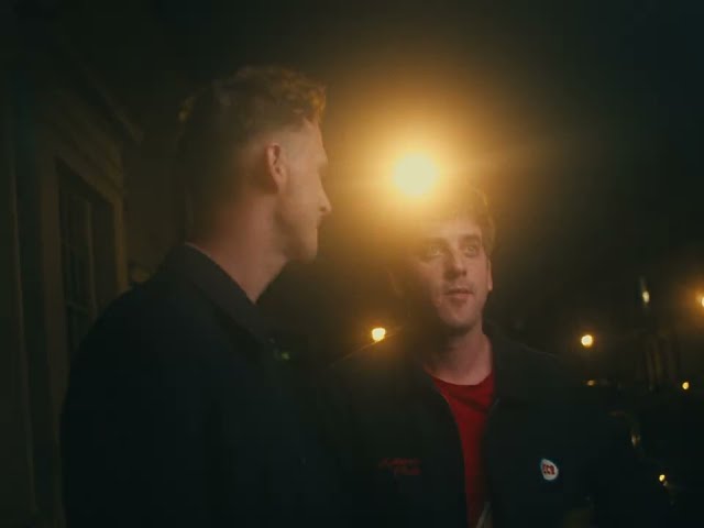  Stick Around  - Circa Waves