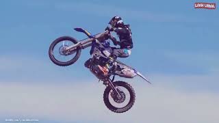 Download lagu DJ GOYANG ORANG MABOK VIRAL TIKTOK FULL BASS TERBARU 2024 mp3