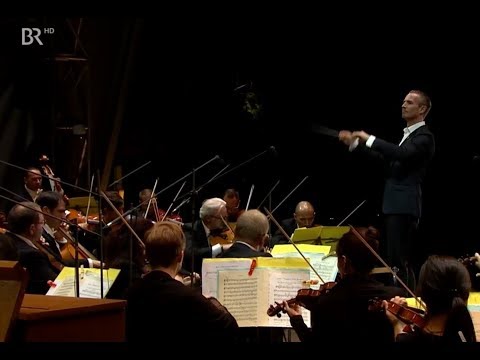 Vaughan-Williams English Folk Songs Suite (Alexander Shelley/ Nuremberg Symphony)