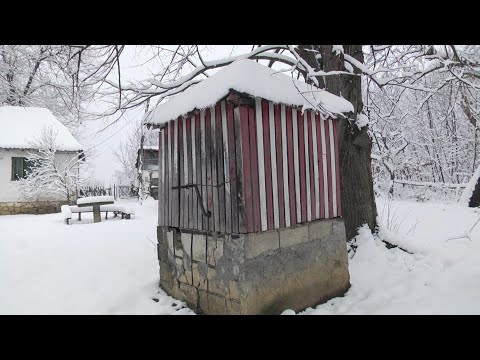 Na starom bunaru - Razgovori pokraj puta - Obicaji Radjevine - Dobrivoje i Dobrila Pantelic