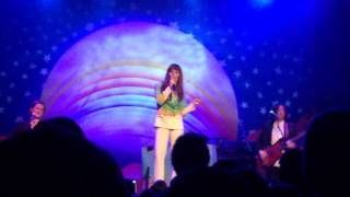 Jenny Lewis -- &quot;Love U Forever&quot; (Live)