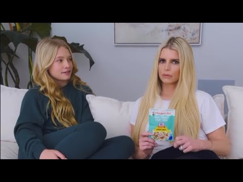 Jessica Simpson and Her Daughter Recreate Her “Chicken Or Tuna” Moment