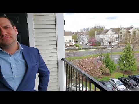 1160 SF - 3408 FULLY REMODELED -Two bedrooms and two baths apartment.