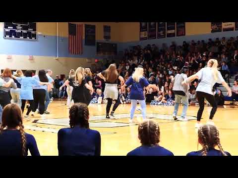 CHS Teachers Perform "Thriller" Flash Mob at Pep Rally