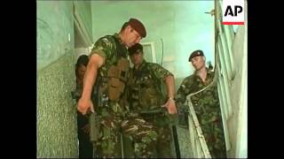 KOSOVO: PRISTINA: BRITISH K-FOR TROOPS ARREST SERB MAN