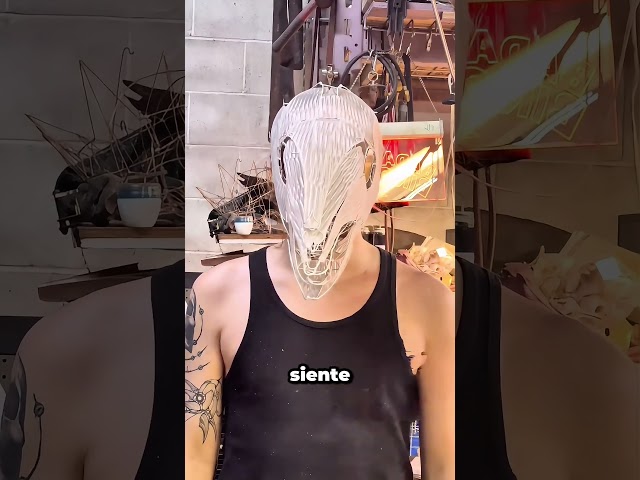 Vídeo relacionado con Ricky Champ (Stubble) Mascaras de Personajes Famosos, Caras de Carton