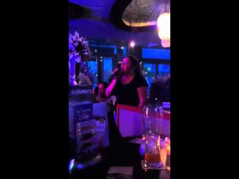 Karaoke im Bar Beya