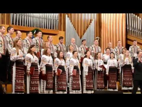 104.Corul Moldova - Crăciunul a sosit (Sala cu orga)