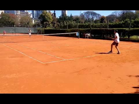 Mark y Valerio peloteando con Rodrigo Noceto 1