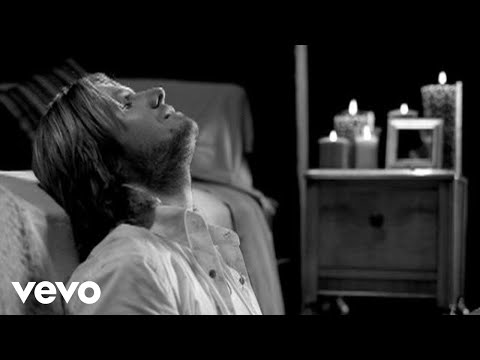 Keith Urban - Making Memories Of Us (Official Music Video)