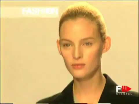 Calvin Klein Autumn Winter 1996 1997 New York 2 of 4 prêt-à-porter woman