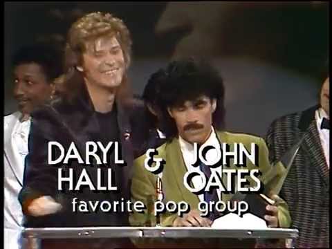 Daryl Hall & John Oates Wins Pop Group - AMA 1985