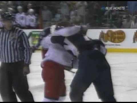 Derek Dorsett vs Greg de Vries Oct 18, 2008