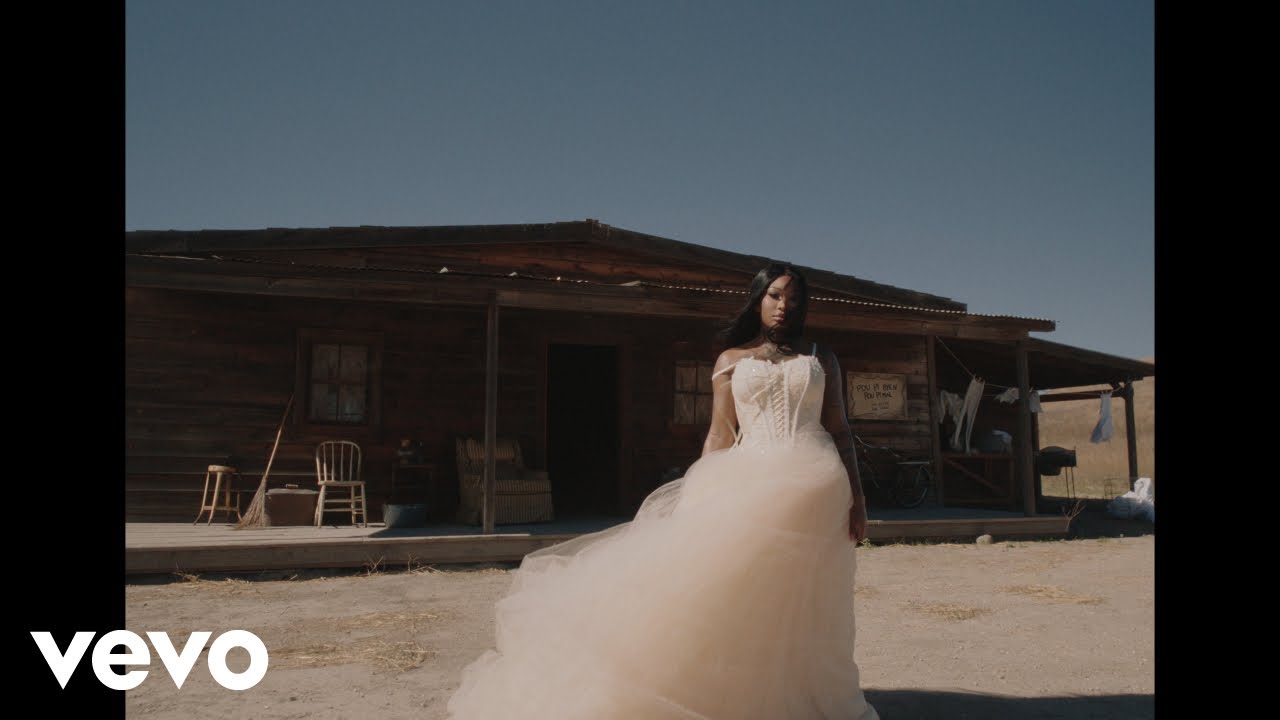 Summer Walker - FMT (Official Music Video)