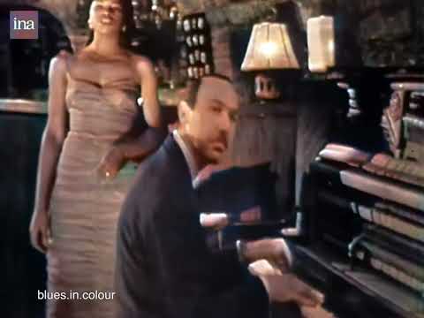 Billie Poole - 'The Hole in the Wall' live [Colourised] 1960