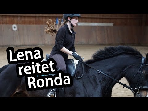 Lena reitet Ronda