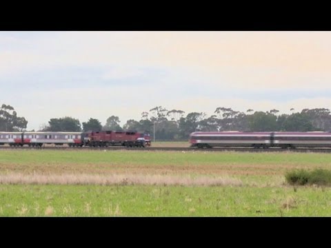 V/line Passenger Trains Cross in Country Victoria - Australian Railways and Railroads