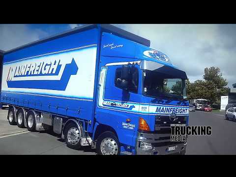 Hino 700 10x4 FY3248 | Truck Test | It works on paper