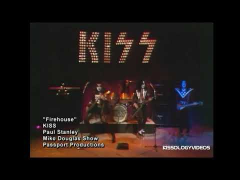 Videoclip de Firehouse (Live) — KISS