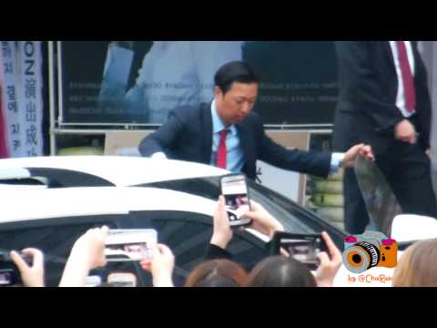 [FANCAM] 140525 Hyungsik(ZE:A) / Ravi & N (Vixx) after EXO Concert