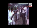 SYND 22 04 71 BANGLADESH LIBERATION ARMY TRAIN VOLUNTEERS