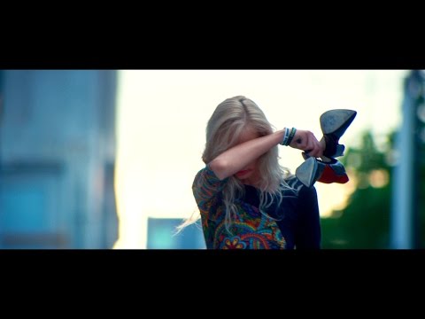 Dogbite - "Top Modell" [official music video] (feat. Piotr "Dziki" Chancewicz)