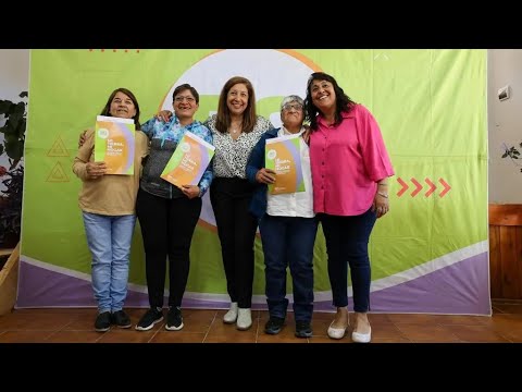 El Gobierno Provincial entregó escrituras a familias de Comallo