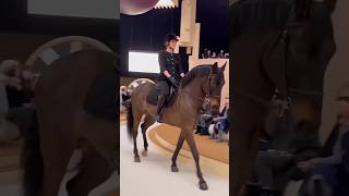 Download lagu Chanel horse 🐴🐎Girl Charlotte Casiraghi of Monaco great skills on the runway  #fashion mp3