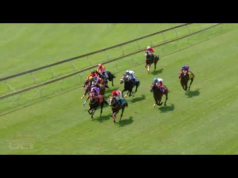 20220213 Hollywoodbets Scottsville express clip Race 2 won by EAU DE VIE