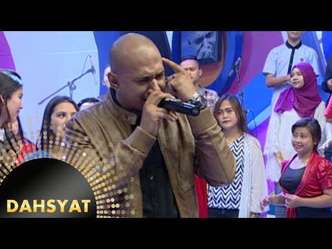 Keren banget Husein nyanyi 'Biar Cinta Bicara' [Dahsyat] [6 Jan 2016]