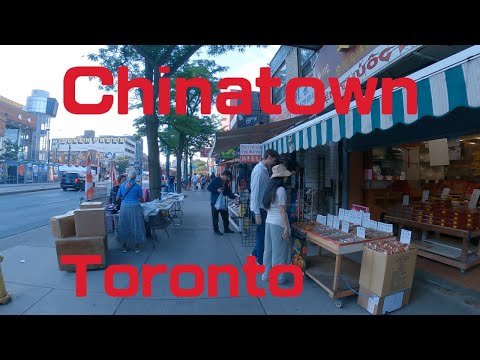 Taking a walk at Toronto's Chinatown |  多伦多唐人街 游客必去的地方