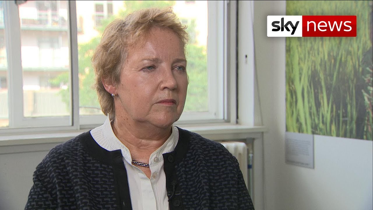 Oxfam chair sorry over sex-for-aid scandal