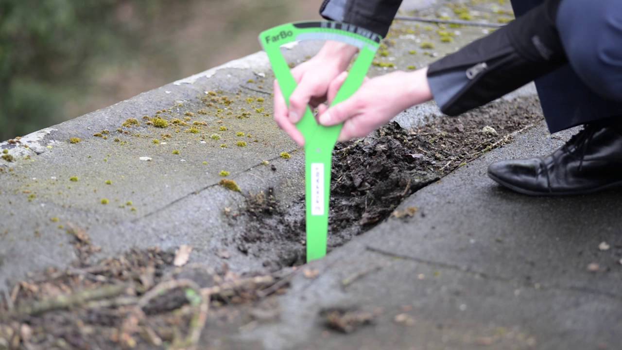 FarBo Callipers for easy measurement of flat roof outlets